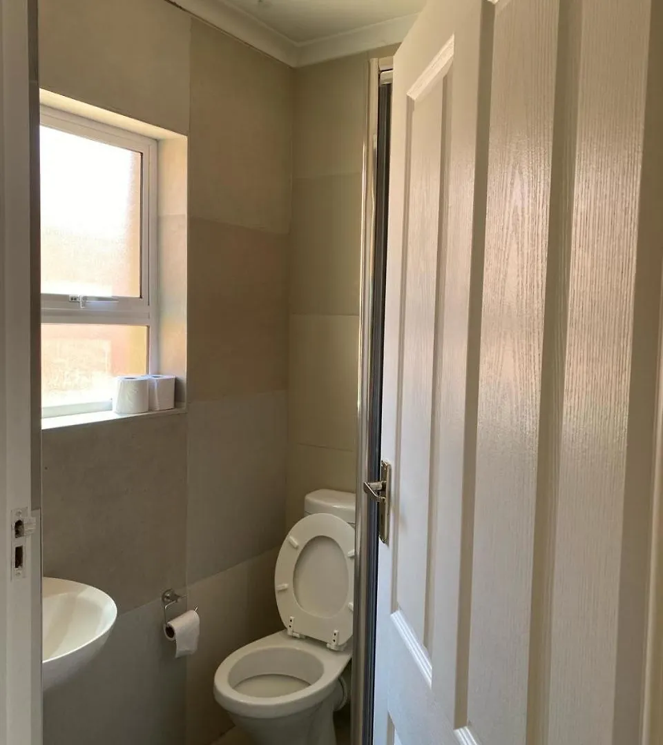 West Riding Guesthouse Parklands